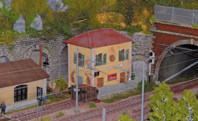 30 Dettaglio edificio